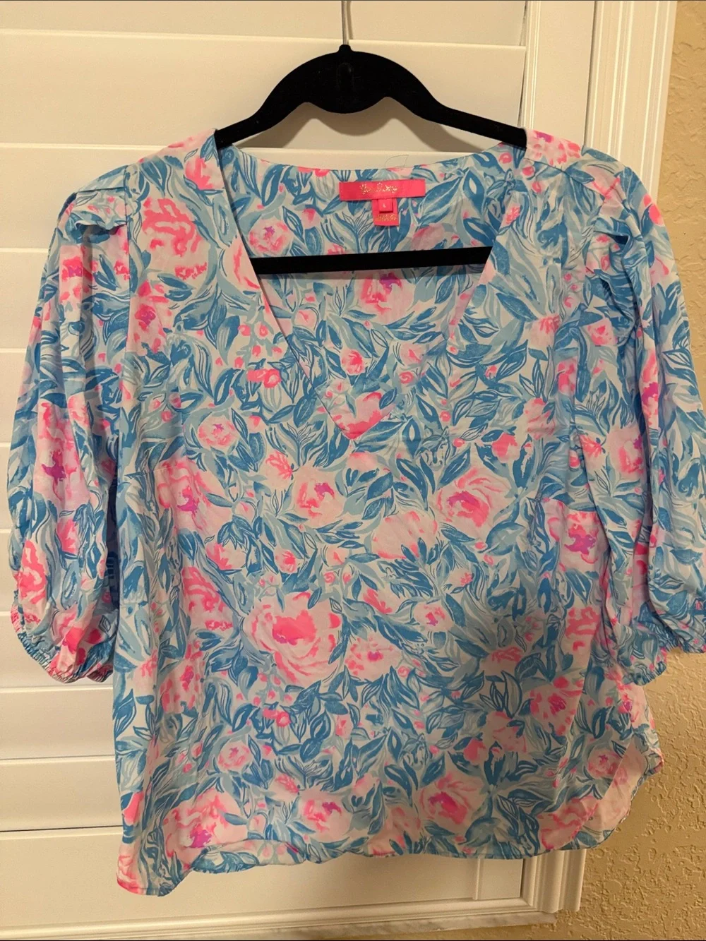 Lilly Pulitzer Blue & Pink Floral V-Neck Puff Sleeve Blouse